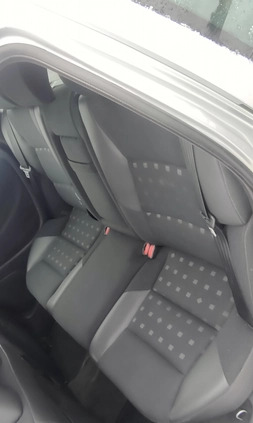Volvo V70 cena 12999 przebieg: 249000, rok produkcji 2005 z Wieruszów małe 667